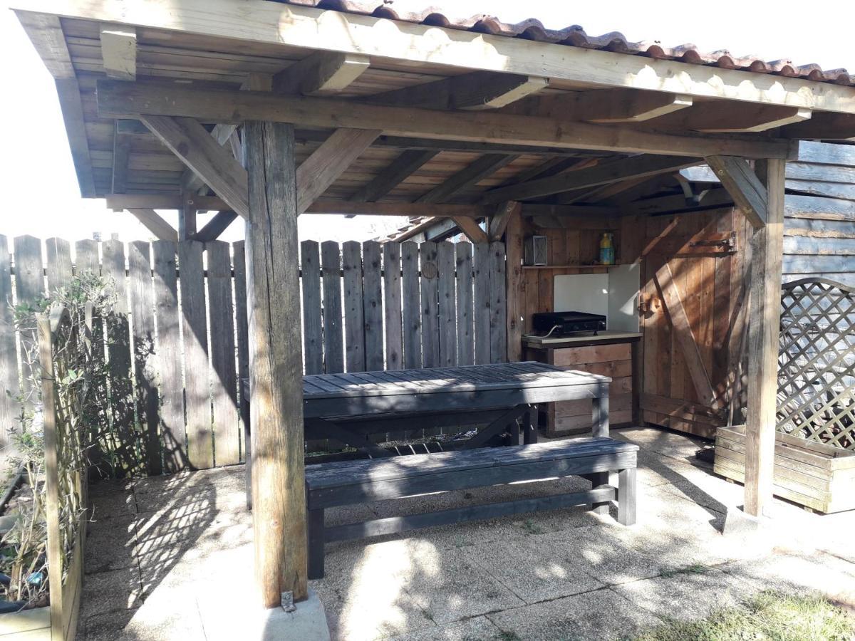 Gites Riviere Et Colline Niedermodern Εξωτερικό φωτογραφία